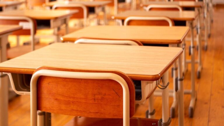 large_clases_en_nl_podrian_ser_canceladas_por_proximas_lluvias_e05ede4629