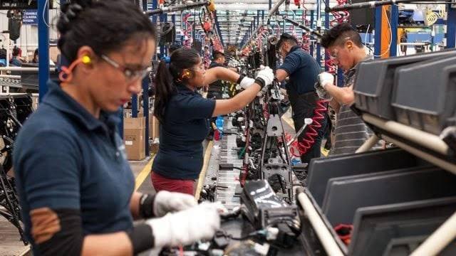 2.-economia-focus-min0.39-0.36-745-622